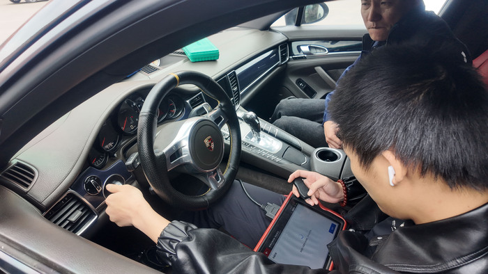 2024汽车电子培训学校现场 (142).jpg